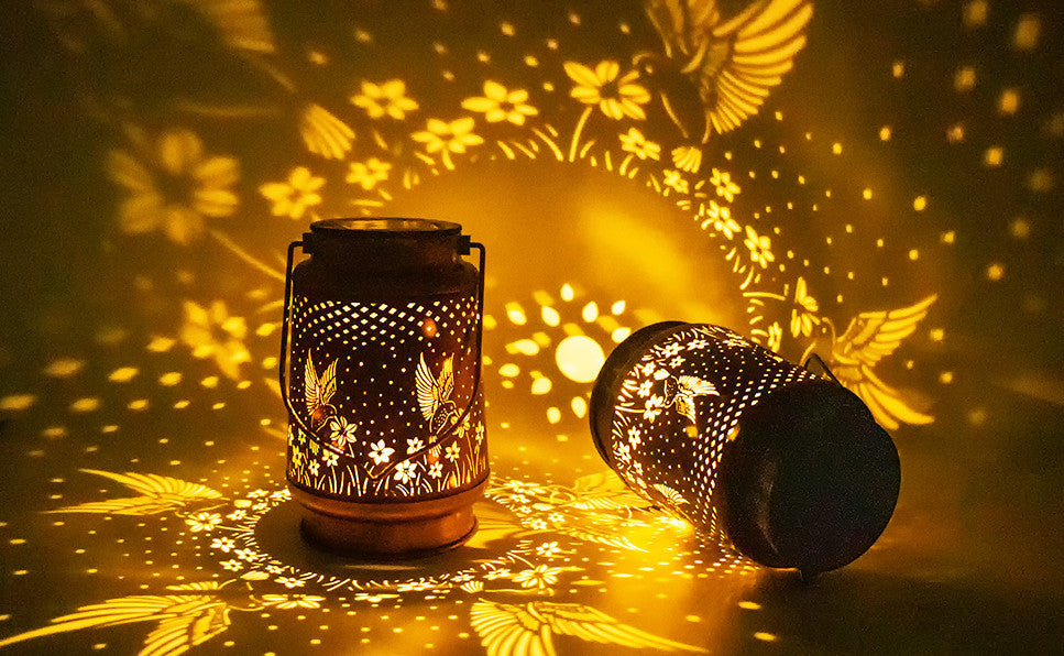 Solar Garden Lantern – Metal Hanging Hummingbird LED Light